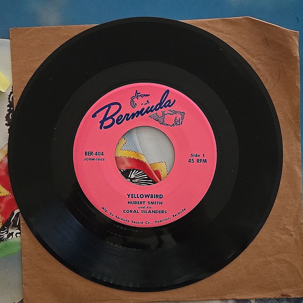 Hubert Smith and His Coral Islanders- Yellowbird; Golden Earrings 7" Vinyl